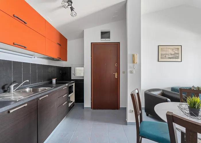 New Mar 44 - Znjan, Apartman *