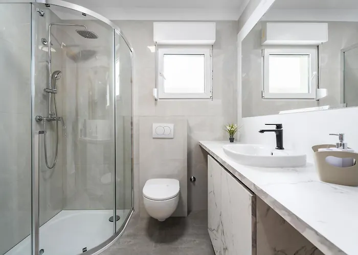 New Mar 44 - Znjan, سبليت