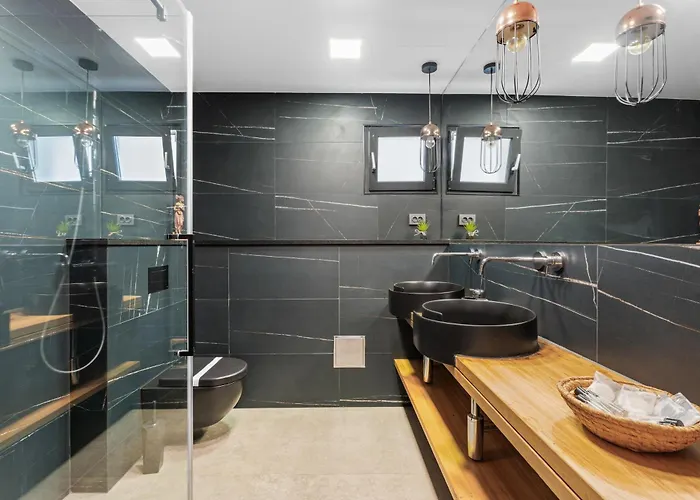 New Mar 44 - Znjan, سبليت