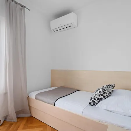 New Mar 44 - Znjan, Apartament