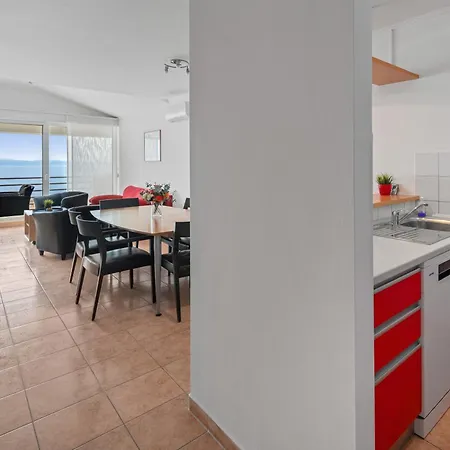 New Mar 44 - Znjan, Apartament