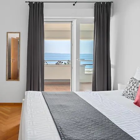 Apartament New Mar 44 - Znjan, Split